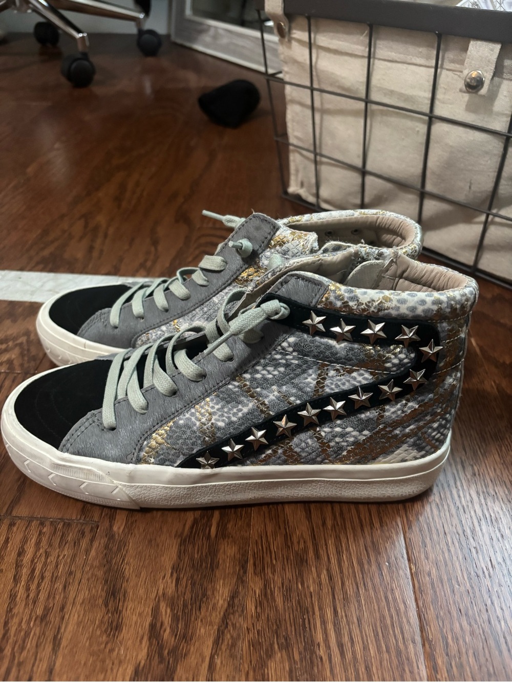 Vintage Havana High-Top Star Studded Sneakers - Gray, Black & Gold